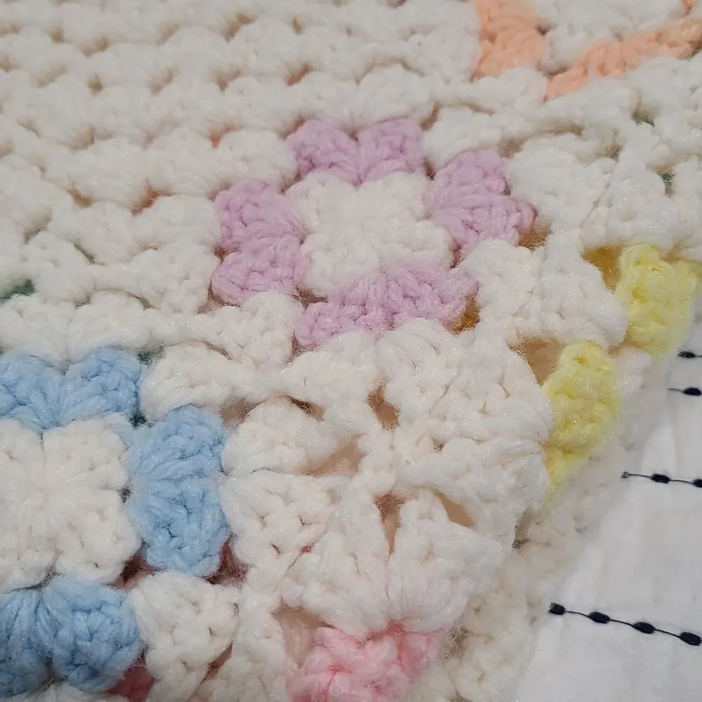 Vintage Cream Knit Lap Afghan Blanket with Colorful Flowers